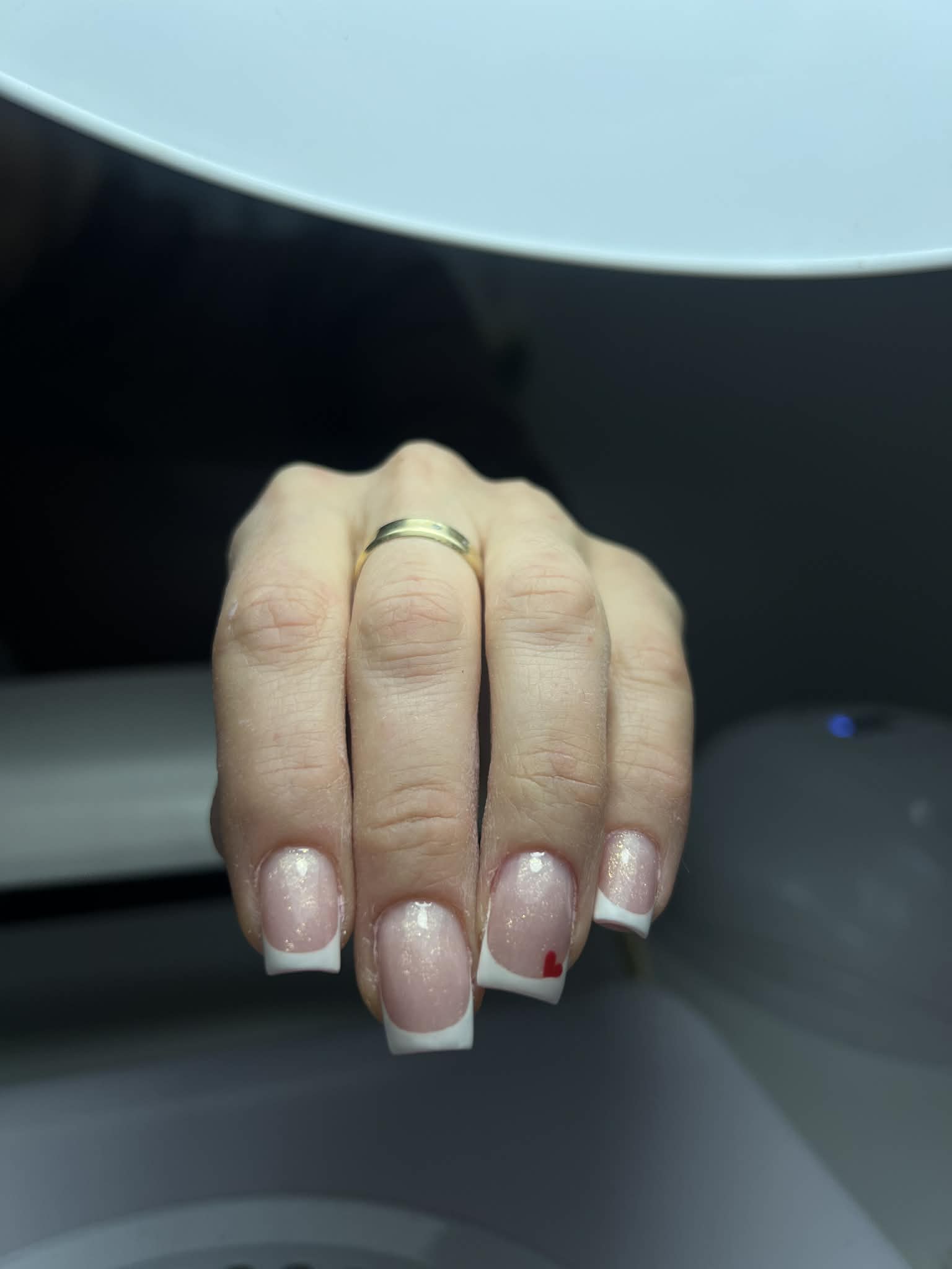 Paznokcie hybrydowe z efektem – KS Luxe Nails Mysłowice